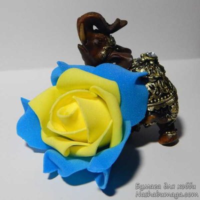 Бутон розы желто-голубой, 7см 12842 фото